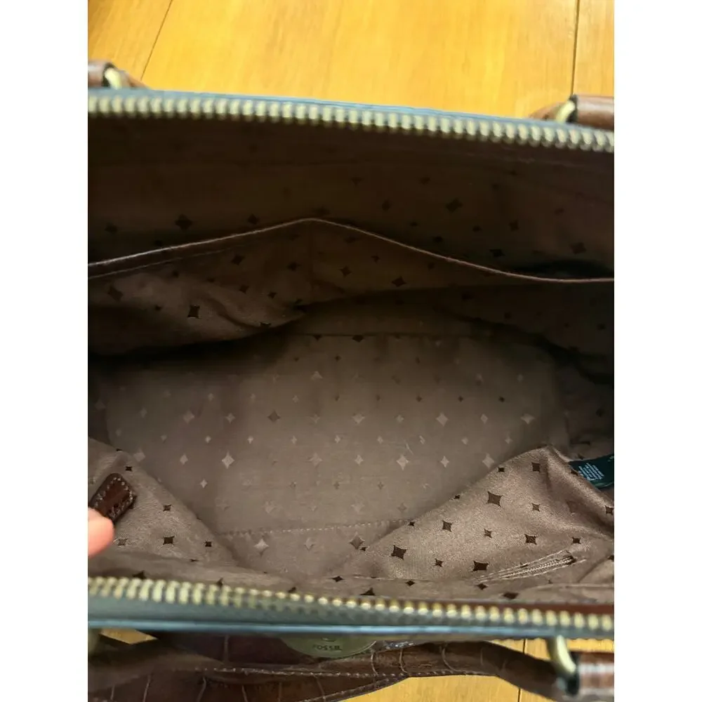 Vintage Fossil Reissue Frame Doctor bag croc embossed leather stylish classy